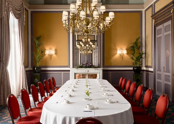 Hotel Des Indes - The Leading Hotels Of The World